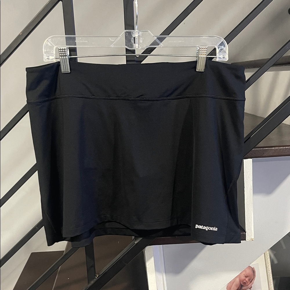Patagonia Black XL Skort Mini Athletic Tennis Golf‎ Gym Lounge Lightweight